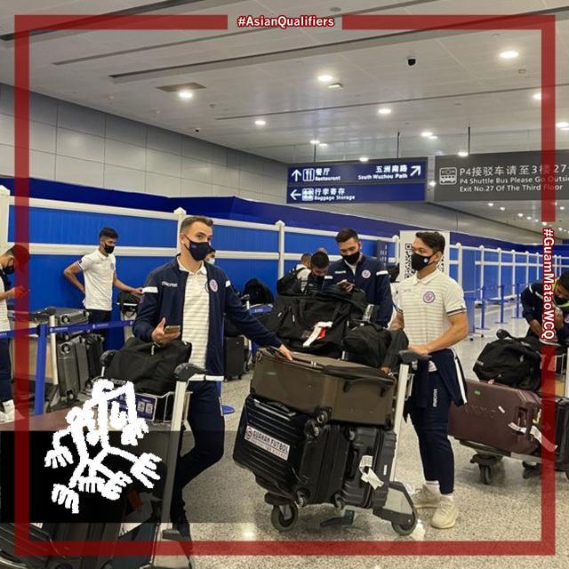 1621836373657025887.jpg 986.jpg